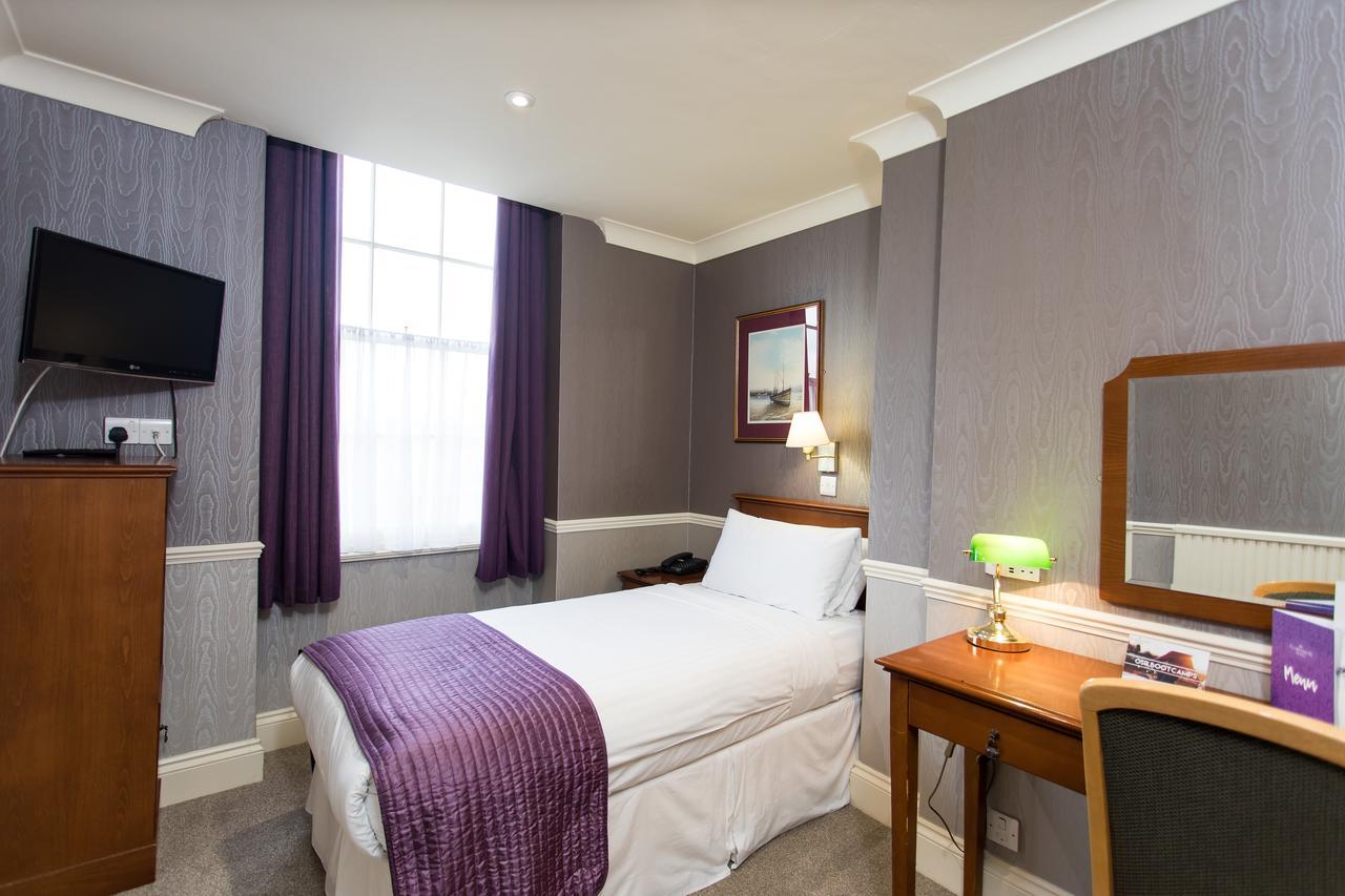 The Clarendon Hotel Blackheath Экстерьер фото