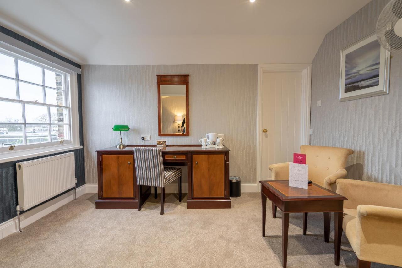 The Clarendon Hotel Blackheath Экстерьер фото