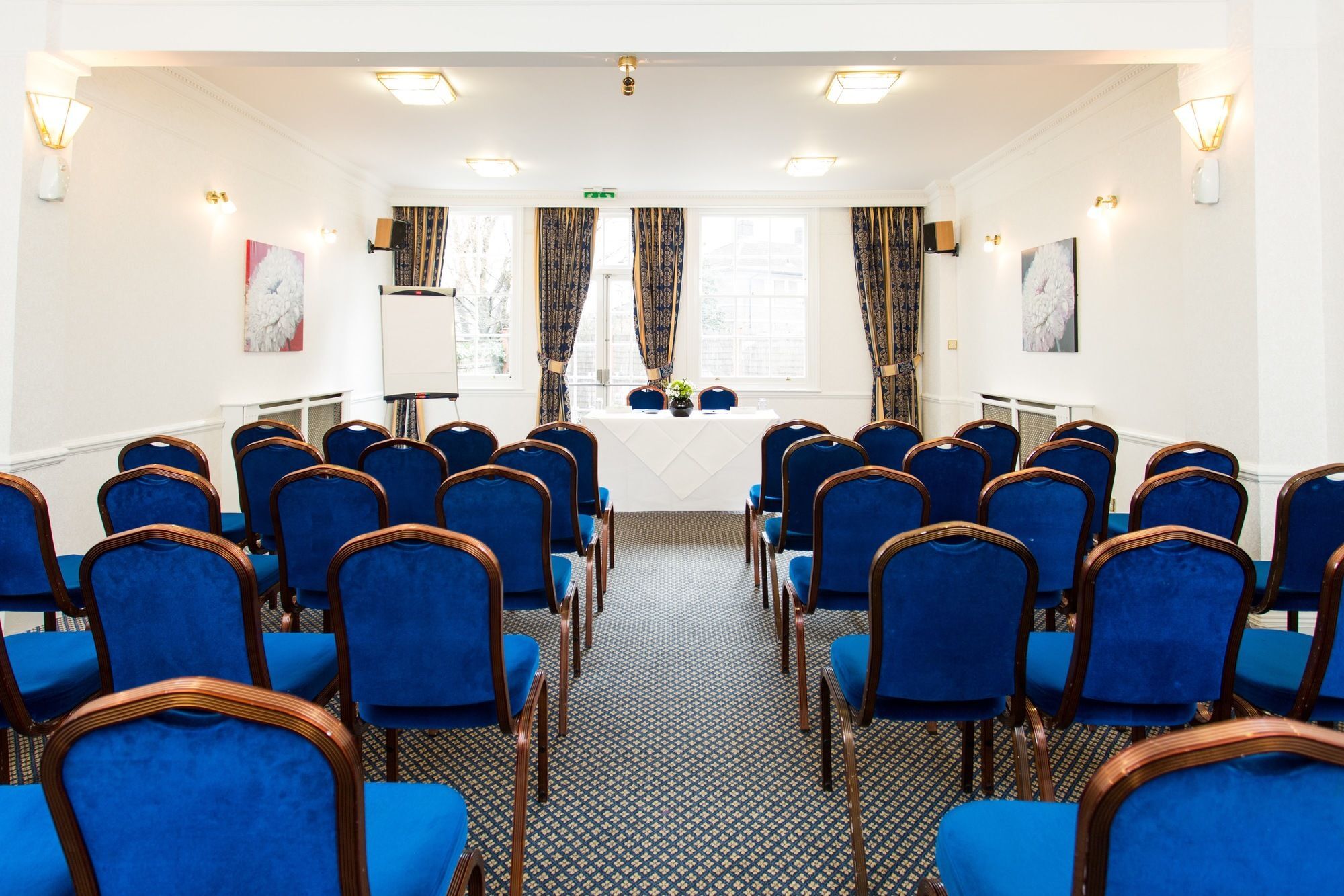 The Clarendon Hotel Blackheath Экстерьер фото