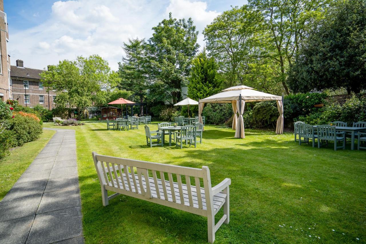 The Clarendon Hotel Blackheath Экстерьер фото