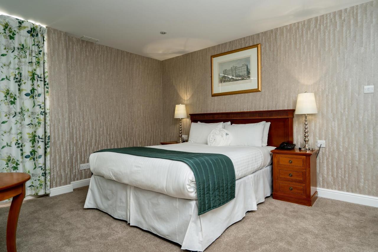The Clarendon Hotel Blackheath Экстерьер фото